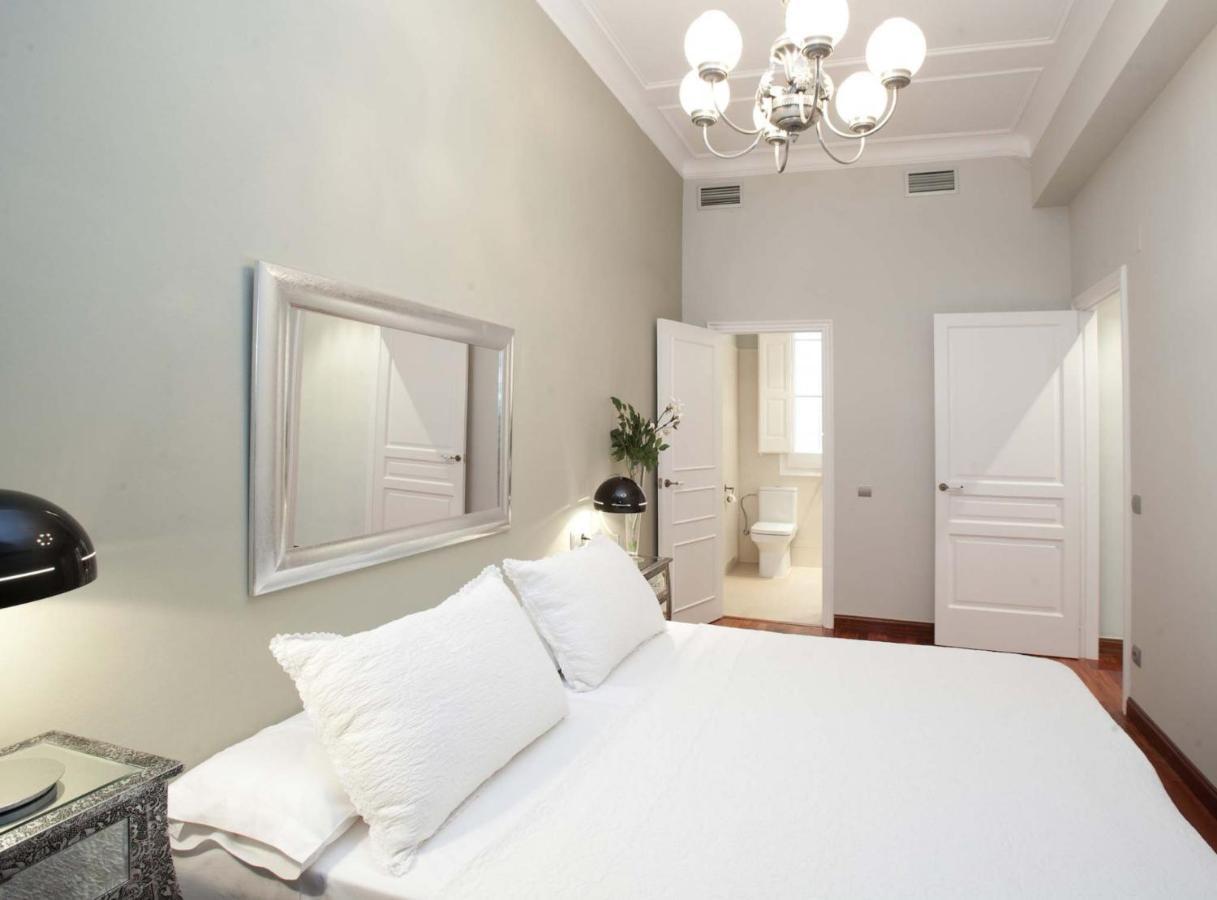 BCN Rambla Catalunya Apartments Barcelona Bagian luar foto